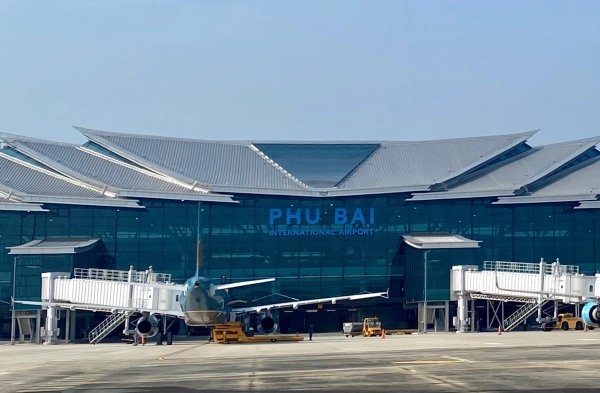 Càng hàng khòng phú bài HUế